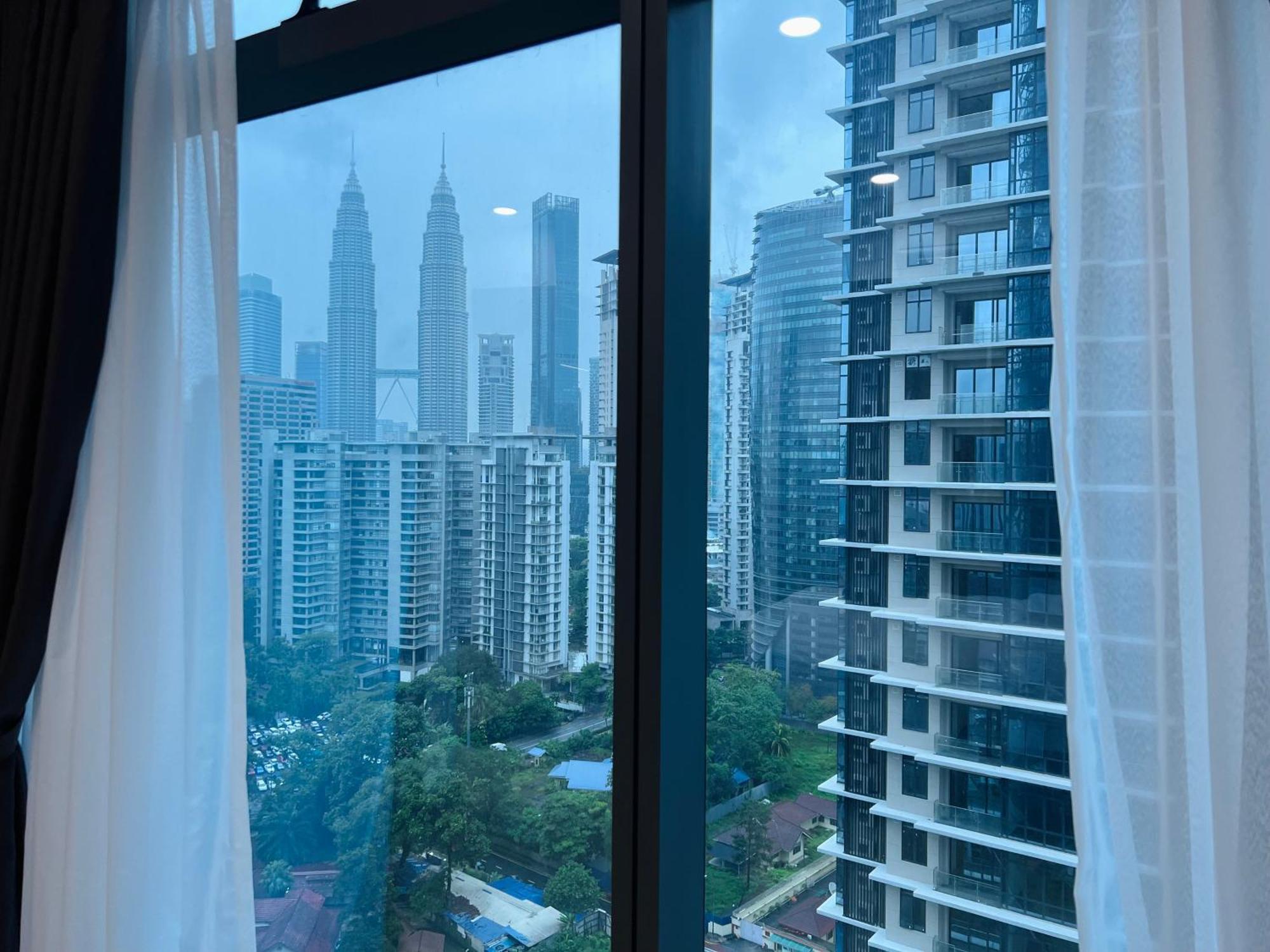 Eaton Residence Klcc Kuala Lumpur Exterior photo